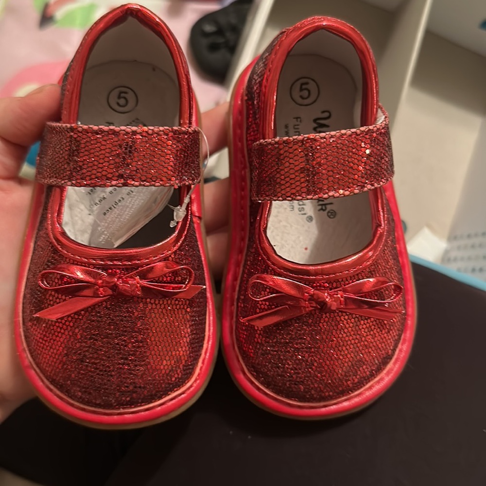Wee Squeak Limited Edition Red Sparkle dress shoes